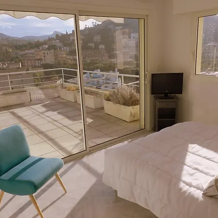 Du Golf Apartment